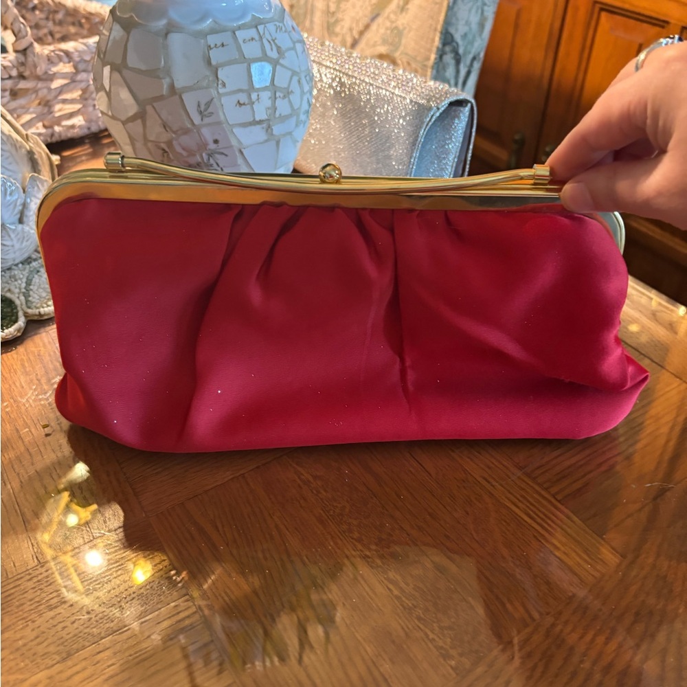 Vintage from 1980s-Classic Red Satin Clutch with Gold Frame